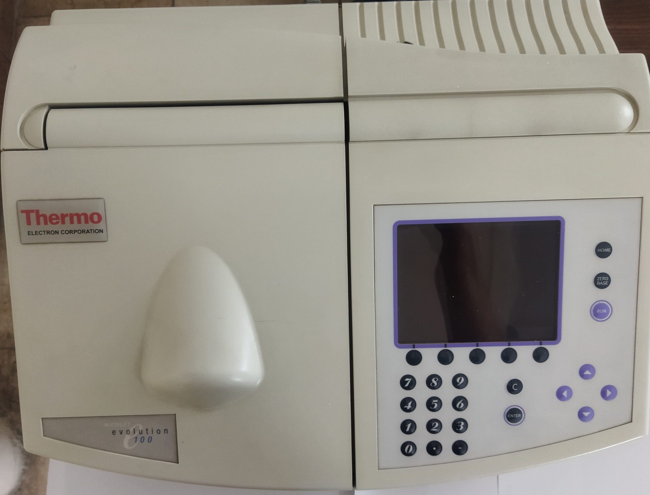 اسپکتروفتومتر Evolution 100 نمایندگی ترمو Thermo